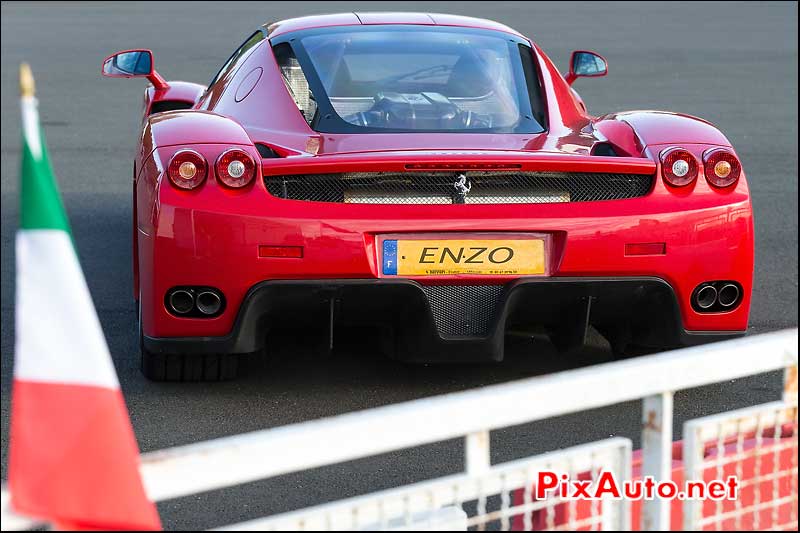 Ferrari Enzo rosso-corsa, arriere, Autodrome Italian Meeting Montlhery