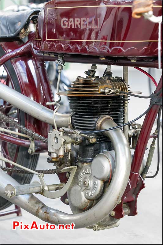 moteur Garelli 348cc, presentation Bonhams grand palais
