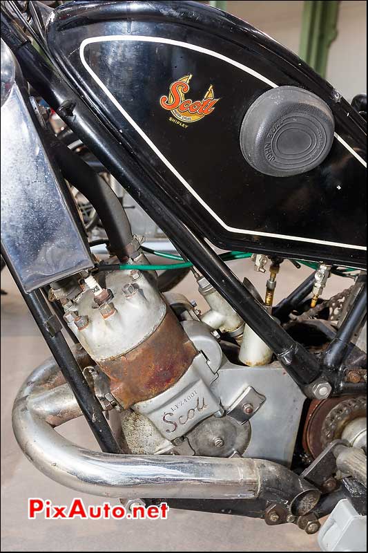 moteur Scott 498cc, presentation Bonhams grand palais