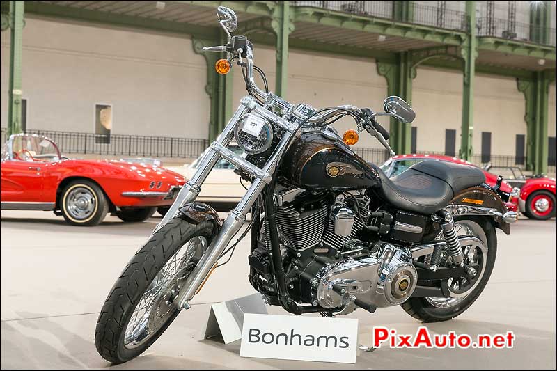 La Harley-Davidson du Pape Francois, vente Bonhams Paris