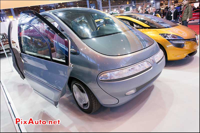 Salon Retromobile, Concept Car Renault Scenic