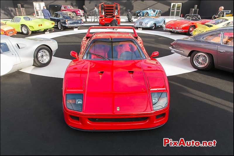 RM Auctions Paris, Ferrari F40 de 1990