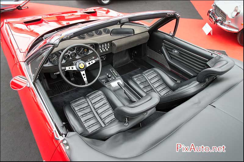 RM Sothebys, Habitacle Ferrari Daytona Spider