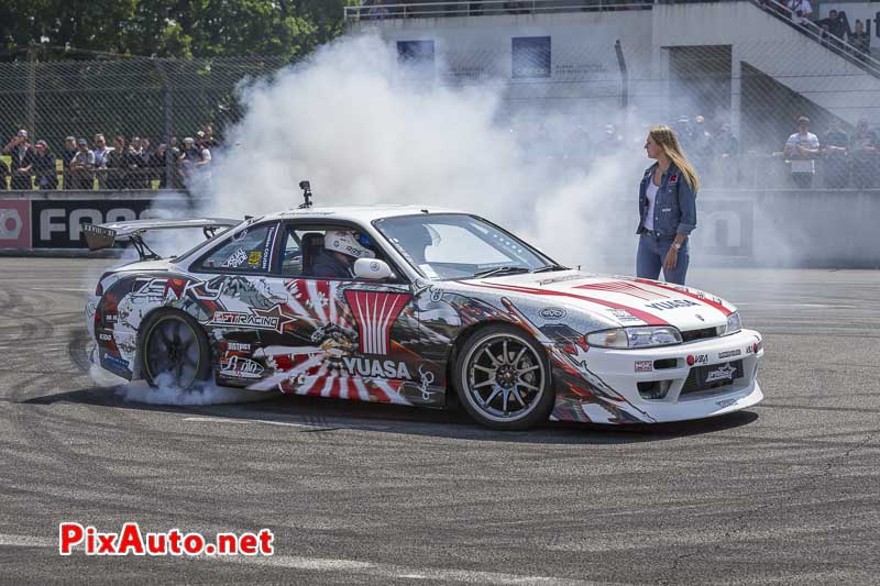 Jap'n Car Festival, The Crazies Drift Donuts Around Girl