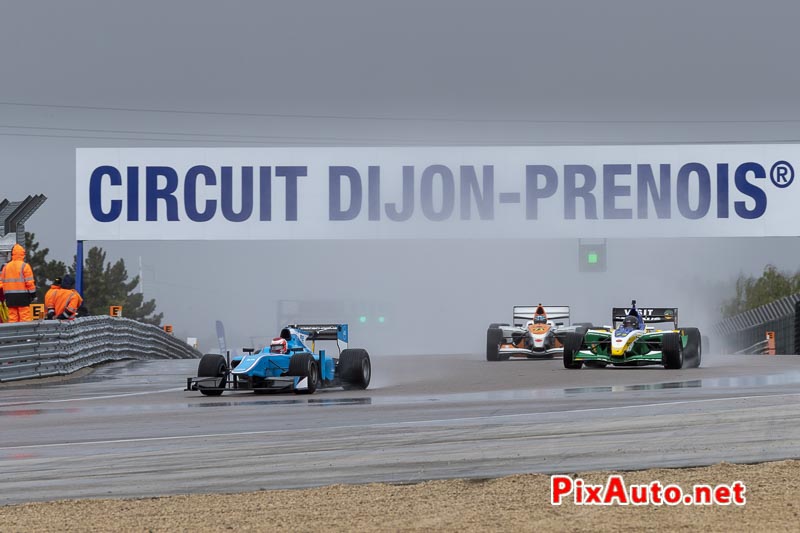 Dijon Motors Cup, Start a Race 1 P8 Maxx Formula