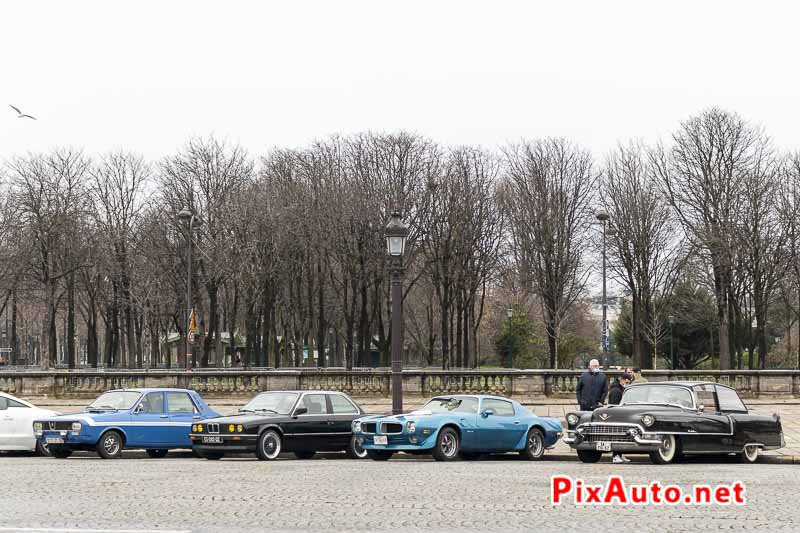 Traversee De Paris, automobiles anciennes Place de la Concorde